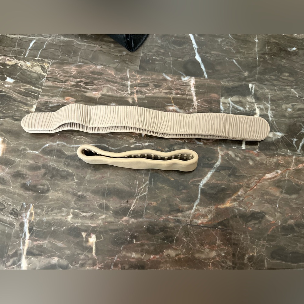 3/$30 PONY-O Ponytail Holder plus BUN BARZ beige